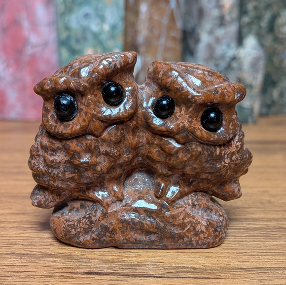 Calligraphy Jasper Owl Couple Crystal Carving - Picture 7 of 7